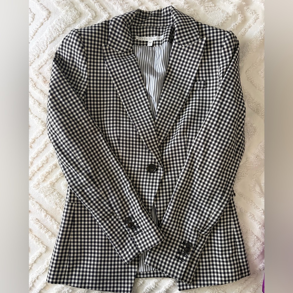 Veronica Beard Houndstooth Blazer